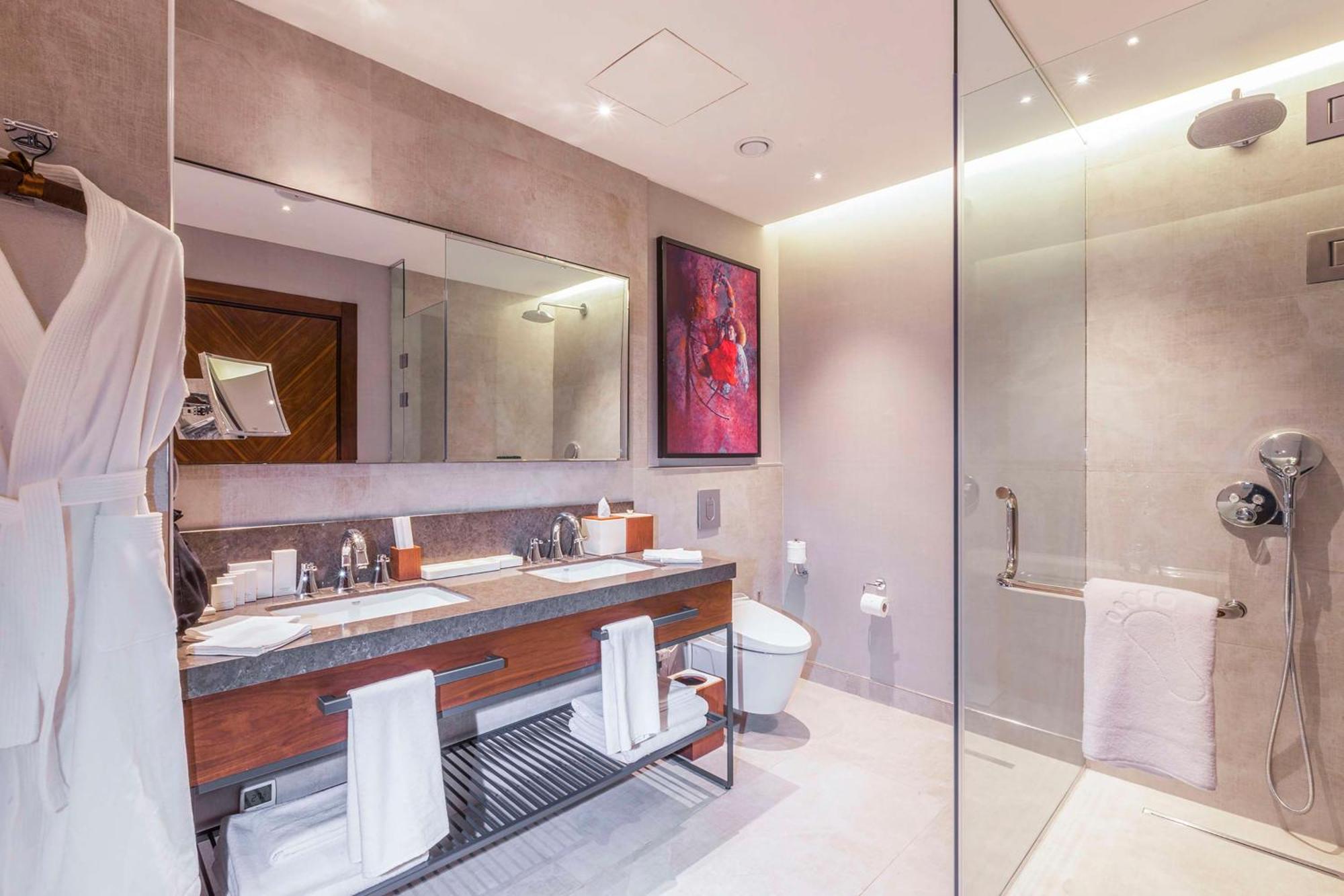 Hilton Garden Inn Samarkand Afrosiyob Exterior photo