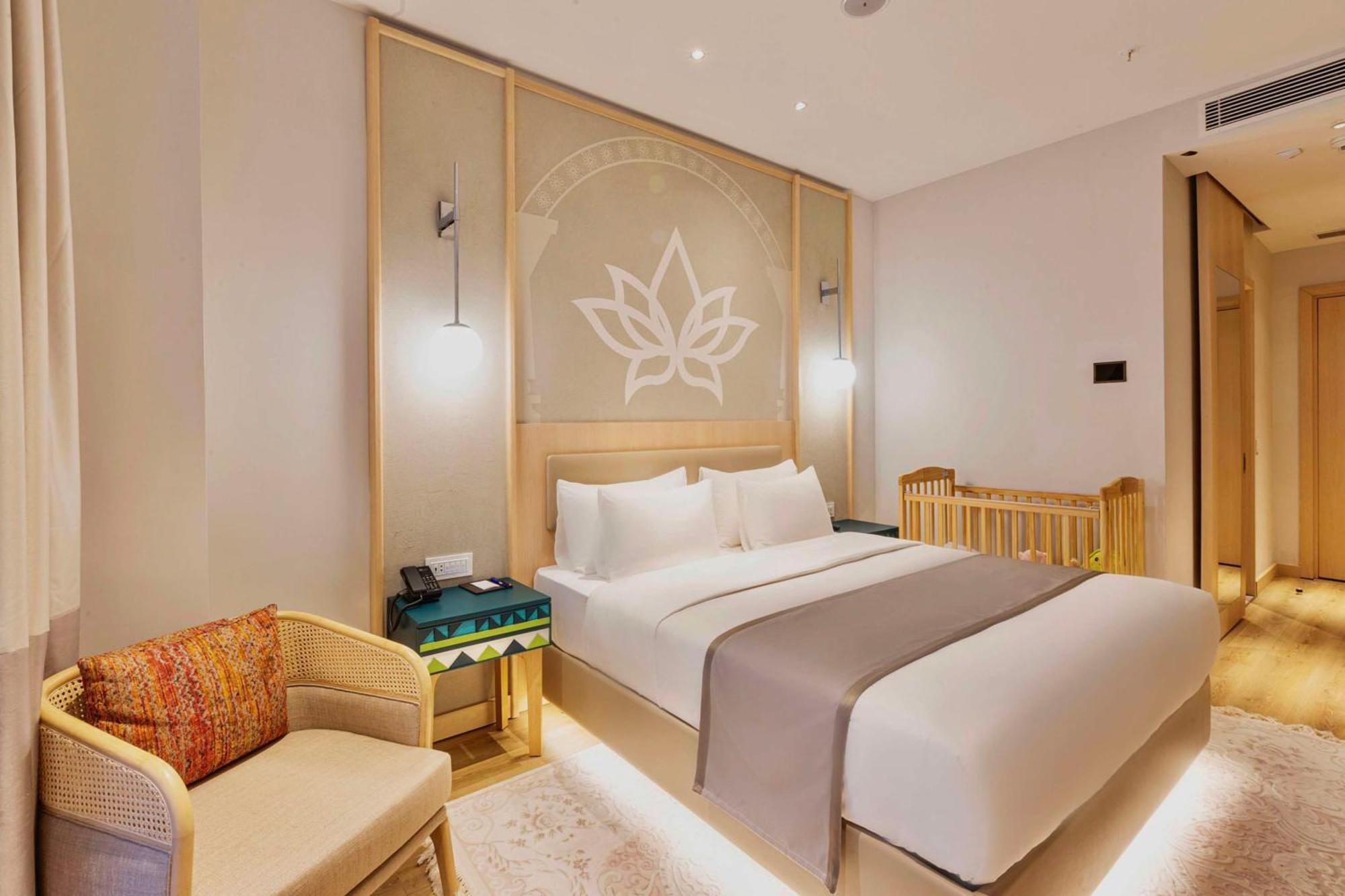Hilton Garden Inn Samarkand Afrosiyob Exterior photo